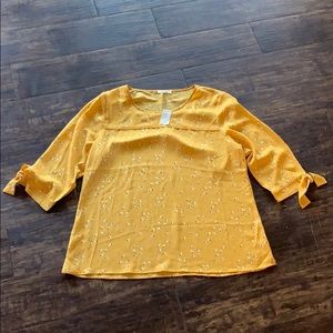 NWT 3/4 Length Blouse XL